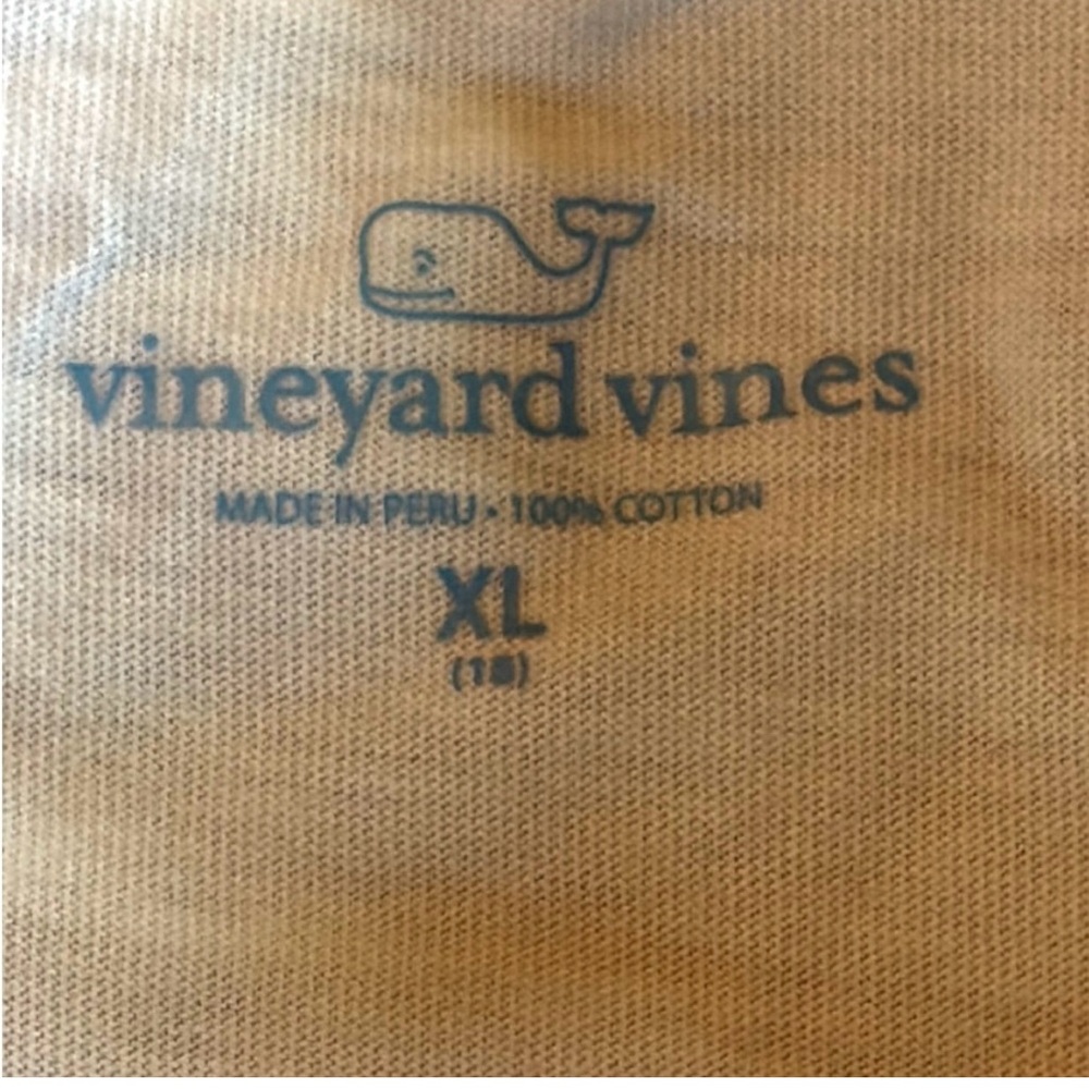 NWT Vineyard Vines BOYS SS GRAPHIC PKT TEE LOBSTER ROLL WHALE size 18 - Picture 3 of 6